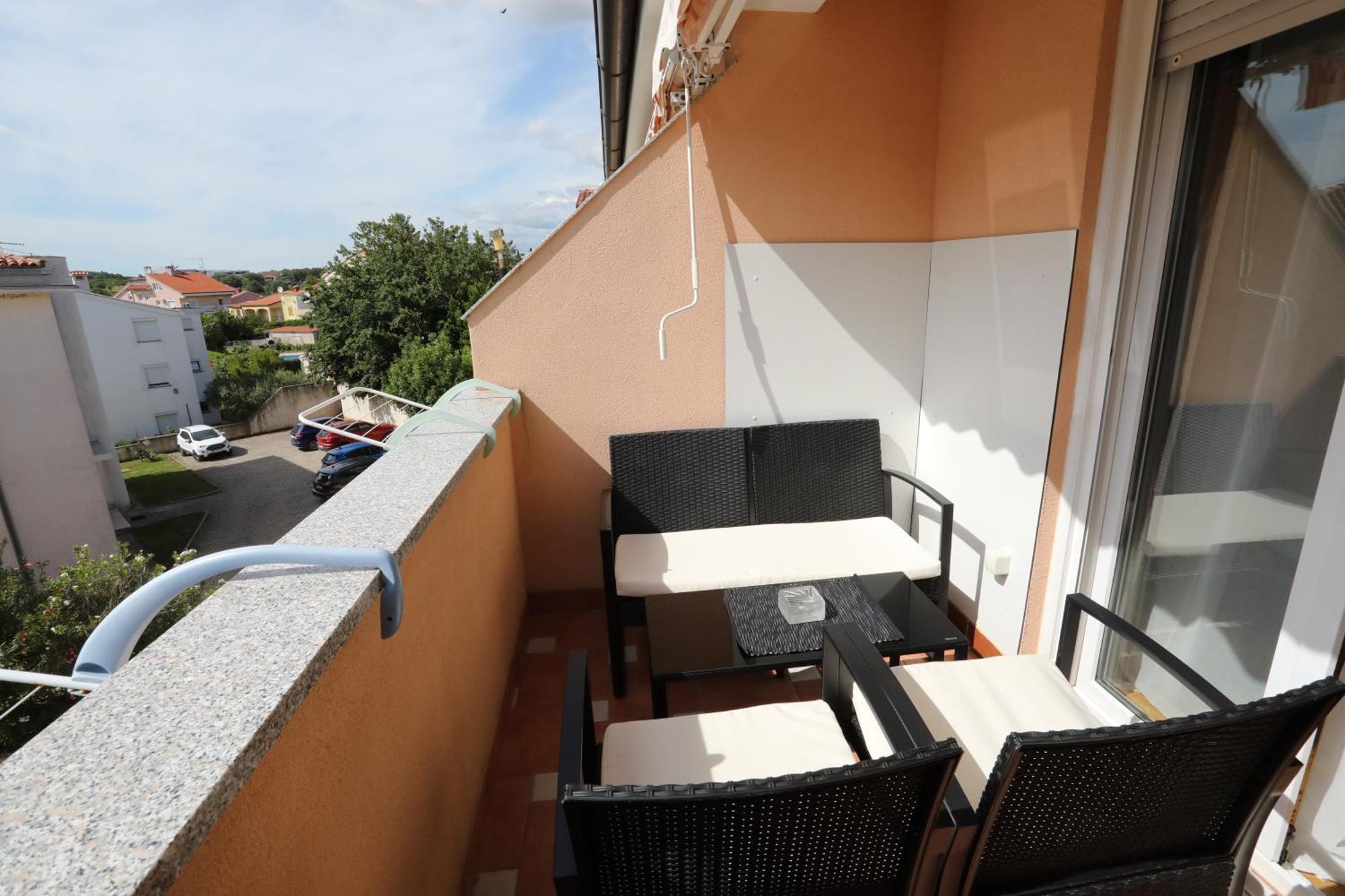 Apartment Loly Medulin Exteriör bild